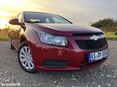 Chevrolet Cruze 1.6 Base