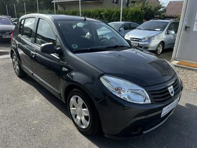 Dacia Sandero I Hatchback 5d 1.4 MPI 75KM 2009