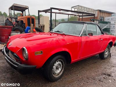 Fiat 124 Spider