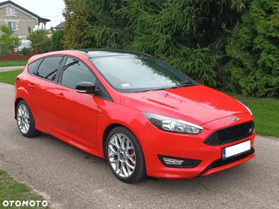 Ford Focus 1.5 EcoBoost ST-Line Red ASS