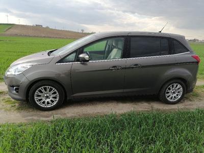 Ford Grand c-max Tolitanum 2013