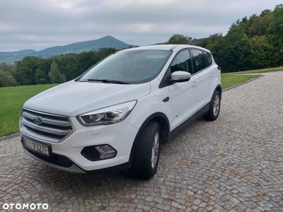 Ford Kuga 1.5 EcoBoost 4x4 Titanium