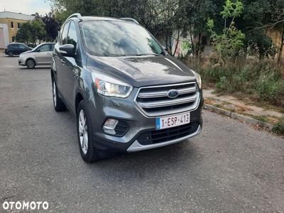 Ford Kuga 1.5 TDCi 2x4 Titanium