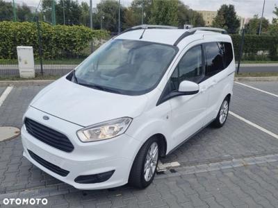 Ford Tourneo Courier 1.5 TDCi Titanium