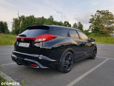 Honda Civic 1.6 i-DTEC Executive Black Edition