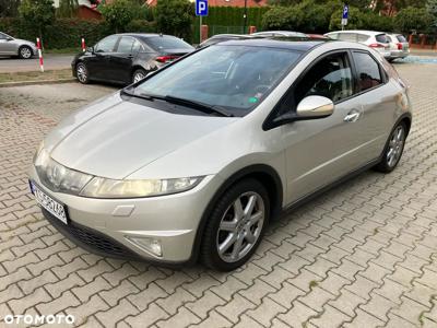 Honda Civic 1.8 Executive NAVI