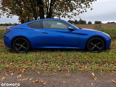 Hyundai Genesis Coupe 3.8 V6 Automatik