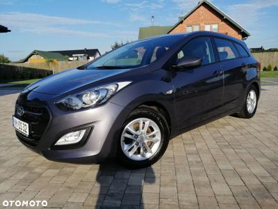 Hyundai I30 blue 1.6 GDI Trend