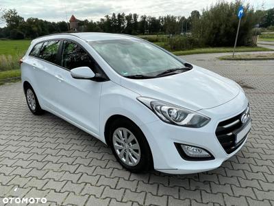 Hyundai I30 blue Kombi 1.4 Trend