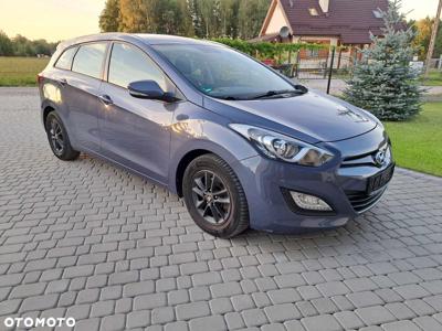 Hyundai I30 blue Kombi 1.6 CRDi Trend