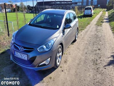 Hyundai i40 i40cw 1.7 CRDi blue Style