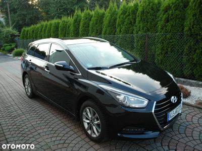 Hyundai i40 Kombi blue 1.7 CRDi Premium