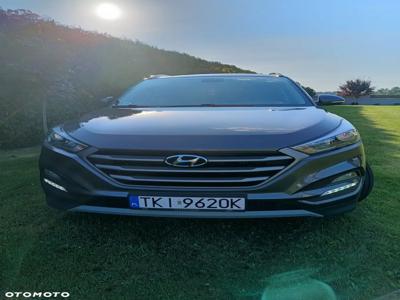 Hyundai Tucson blue 1.7 CRDi 2WD Passion Plus