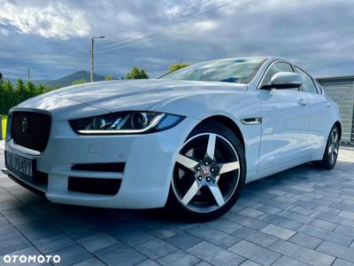 Jaguar XE 2.0 D Prestige