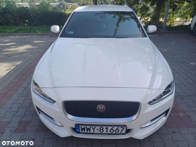 Jaguar XE 2.0 D R-Sport