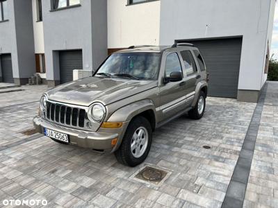 Jeep Liberty 2.8 CRD 4x4