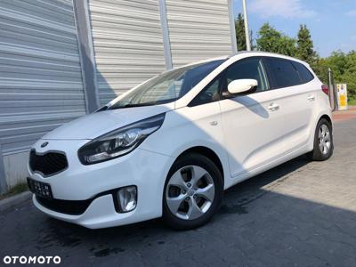 Kia Carens 1.6 GDI Dream Team Edition