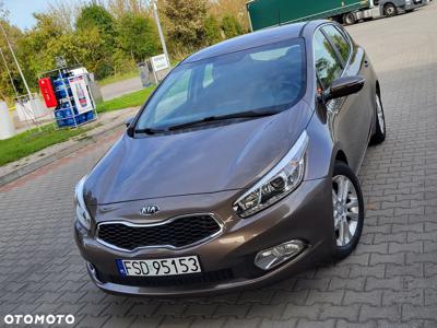 Kia Ceed 1.6 CRDi 128 Platinum Edition