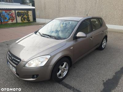 Kia Ceed Cee'd 1.4 Comfort +