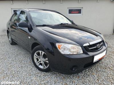 Kia Cerato 1.6 Comfort +