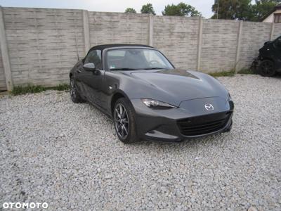 Mazda MX-5 RF SKYACTIV-G 2.0 Selection