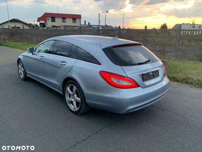 Mercedes-Benz CLS Shooting Brake 350 CDI DPF BlueEFFICIENCY 7G-T