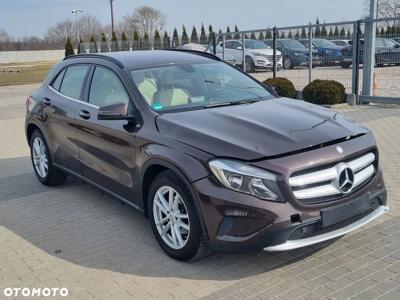 Mercedes-Benz GLA 200 d 7G-DCT