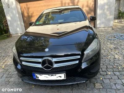 Mercedes-Benz Klasa A 180 (BlueEFFICIENCY) Urban