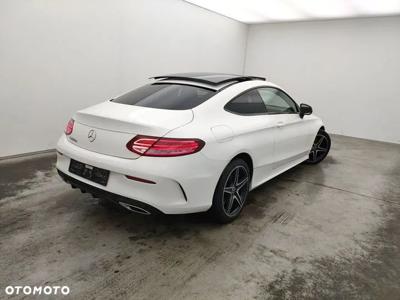 Mercedes-Benz Klasa C 220 d 9G-TRONIC