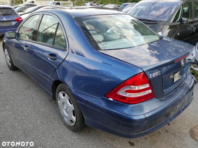 Mercedes-Benz Klasa C 280 Classic 4-Matic