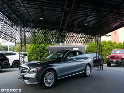 Mercedes-Benz Klasa C 300 9G-TRONIC Avantgarde