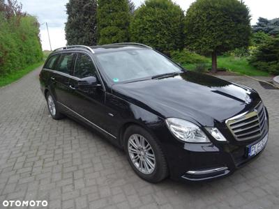 Mercedes-Benz Klasa E 200 T BlueEFFICIENCY 7G-TRONIC Avantgarde