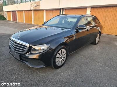 Mercedes-Benz Klasa E 200 T CGI BlueEFFICIENCY Automatik