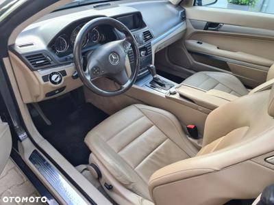 Mercedes-Benz Klasa E 250 CGI Cabrio BlueEFFICIENCY Automatik Elegance