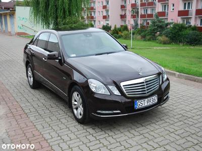 Mercedes-Benz Klasa E 350 CDI BlueEff Elegance