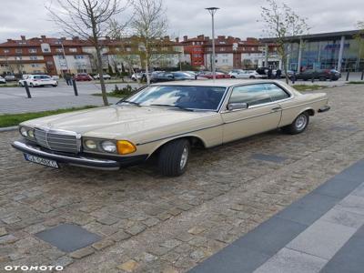 Mercedes-Benz W123