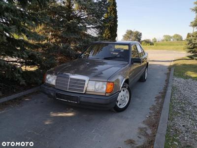 Mercedes-Benz W124 (1984-1993)