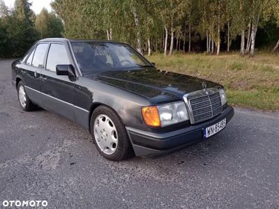 Mercedes-Benz W124 (1984-1993)