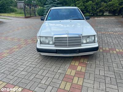 Mercedes-Benz W124 (1984-1993)