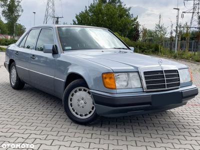 Mercedes-Benz W124 (1984-1993)