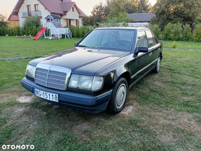 Mercedes-Benz W124 (1984-1993)