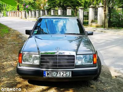 Mercedes-Benz W124 (1984-1993)