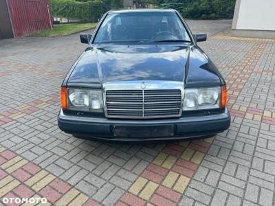 Mercedes-Benz W124 (1984-1993)