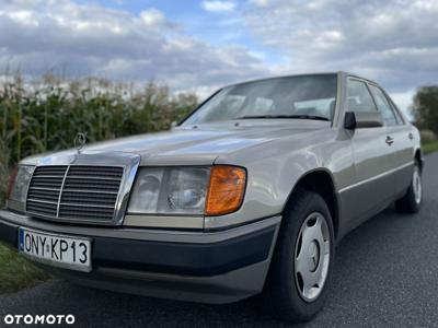 Mercedes-Benz W124 (1984-1993)