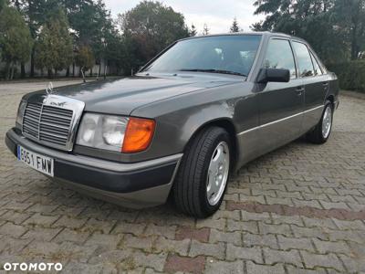 Mercedes-Benz W124 (1984-1993)