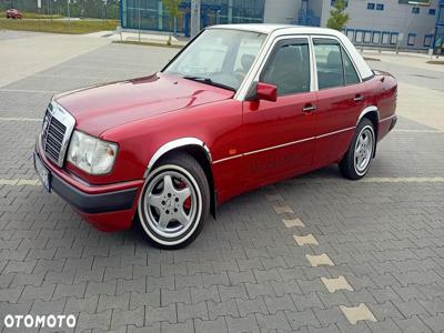 Mercedes-Benz W124 (1984-1993)