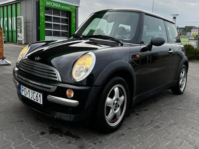 MINI ONE cooper 1.6 Pb zarejestrowany z klimatyzacją