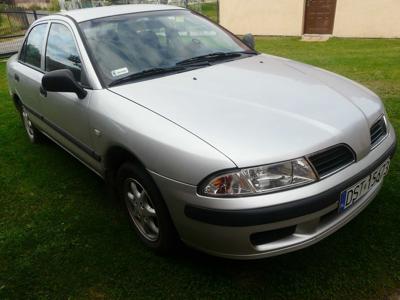 Mitsubishi Carisma sedan 2001r 1,6 benzyna LPG