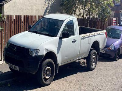 Mitsubishi L200 2.5 DiD 2011 95k mil 4x4 Pickup Anglik