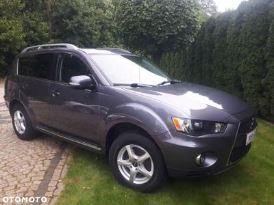 Mitsubishi Outlander 2.0 Invite 2WD